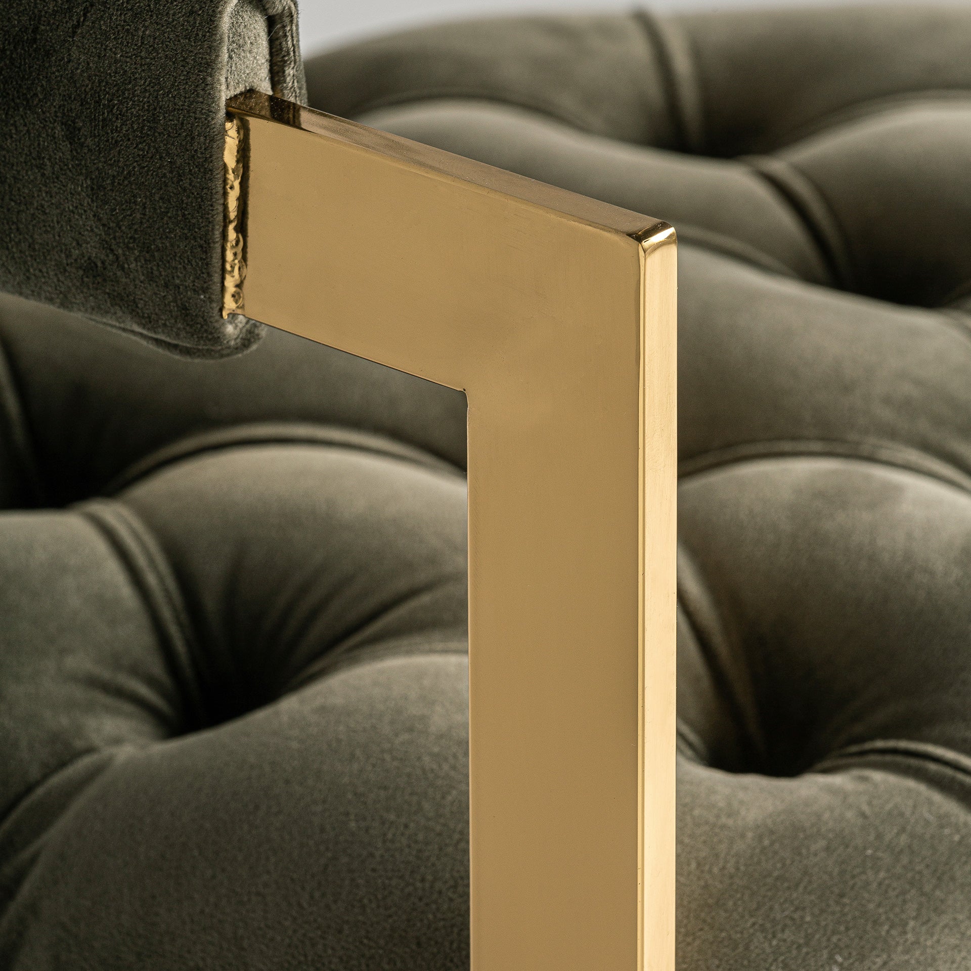 MONDSEE STOOL